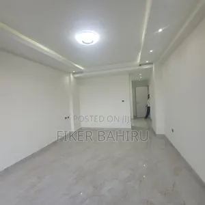 5bdrm Apartment in Addis Abeba, Kirkos for rent