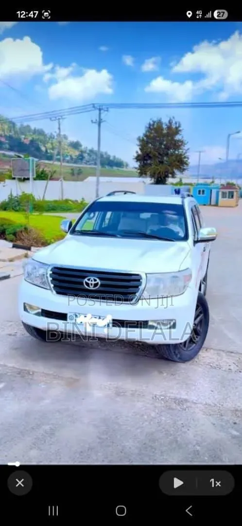 Toyota Land Cruiser 5.7 V8 2011 White