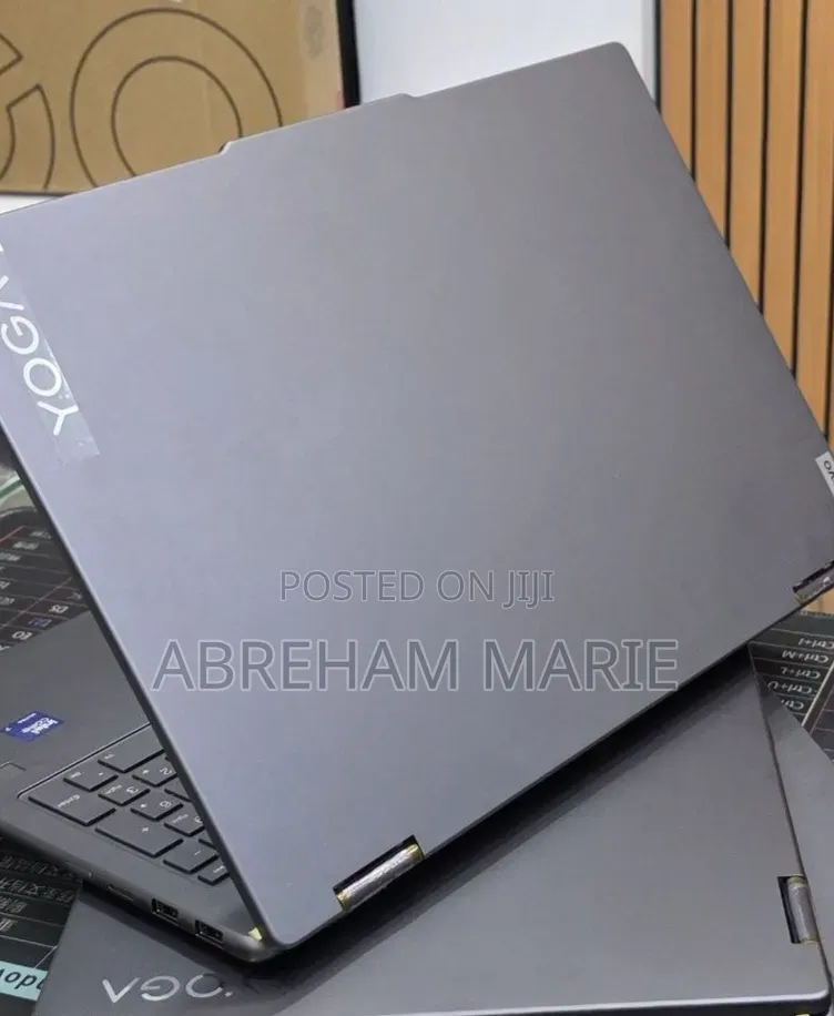 New Laptop Lenovo Yoga 700 16GB Intel Core Ultra 7 SSD 512GB