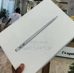 New Laptop Apple MacBook Air 2020 M1 8GB Apple M1 SSD 256GB