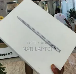 New Laptop Apple MacBook Air 2020 M1 8GB Apple M1 SSD 256GB