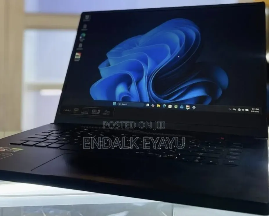 New Laptop Asus ROG Zephyrus G15 16GB AMD Ryzen 7 SSD 512GB