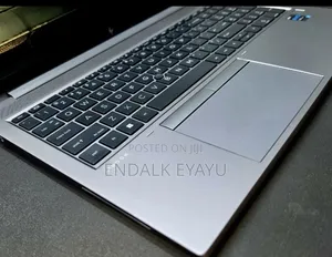 New Laptop HP ZBook Firefly G8 16GB Intel Core i5 SSD 512GB