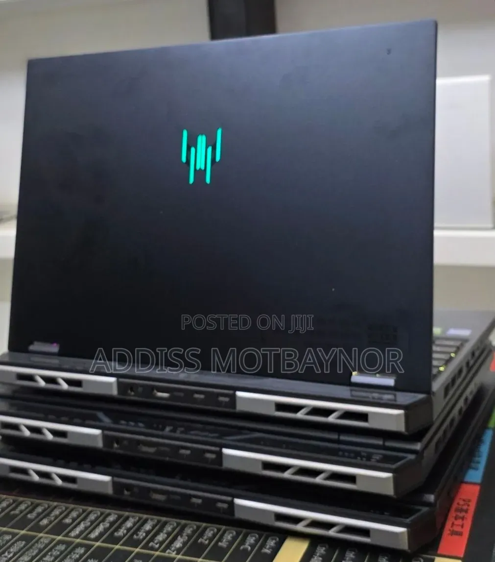New Laptop Acer Predator Helios Neo 16 16GB Intel Core i9 SSD 1T