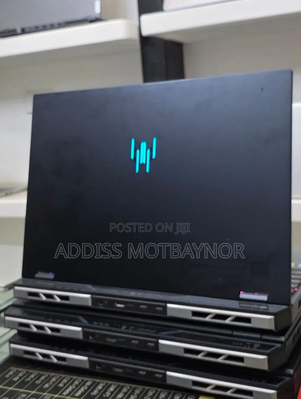 New Laptop Acer Predator Helios Neo 16 16GB Intel Core i9 SSD 1T