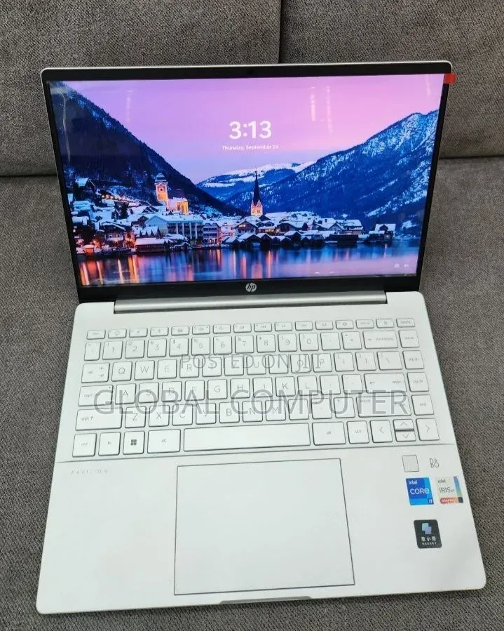 New Laptop HP Pavilion 14 16GB Intel Core i7 SSD 512GB
