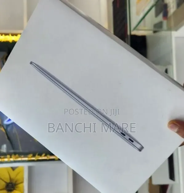 New Laptop Apple MacBook Air 2020 M1 8GB Apple M1 SSD 256GB