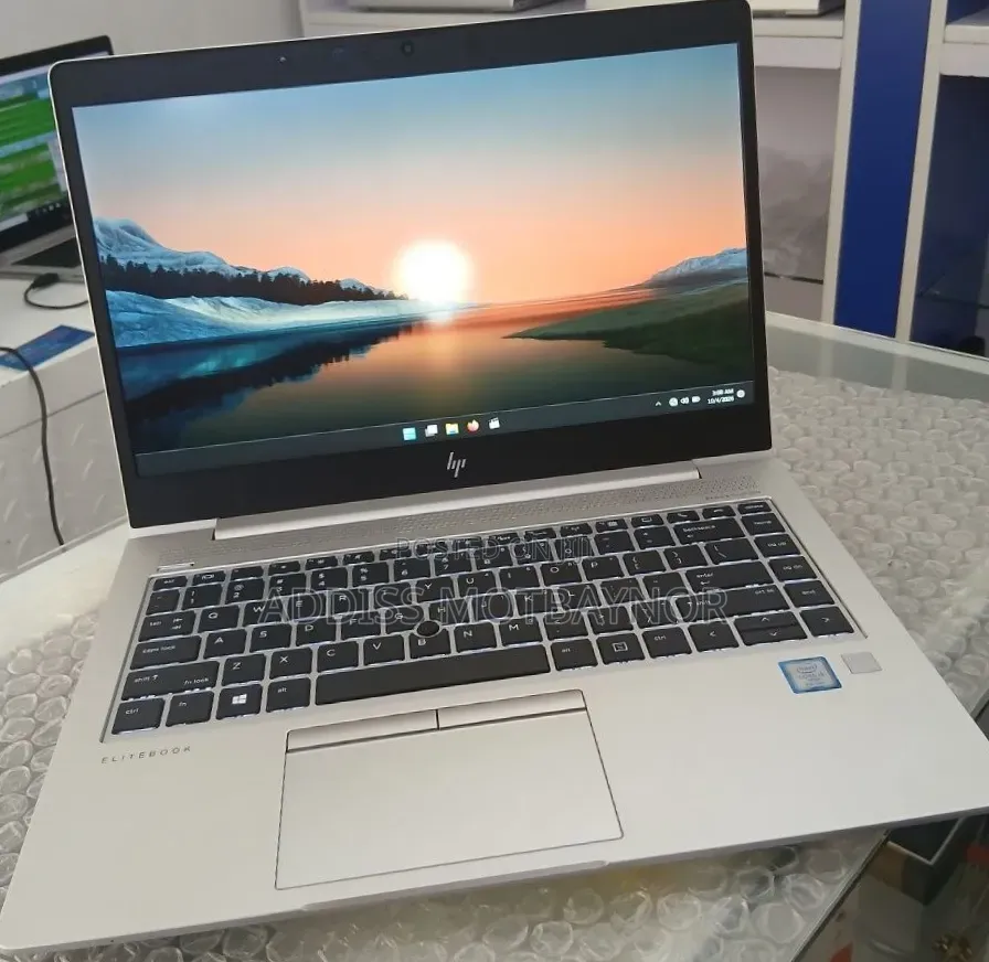 New Laptop HP EliteBook 840 16GB Intel Core i5 SSD 512GB