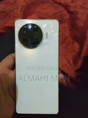 Tecno Spark 20 Pro Plus 256 GB White