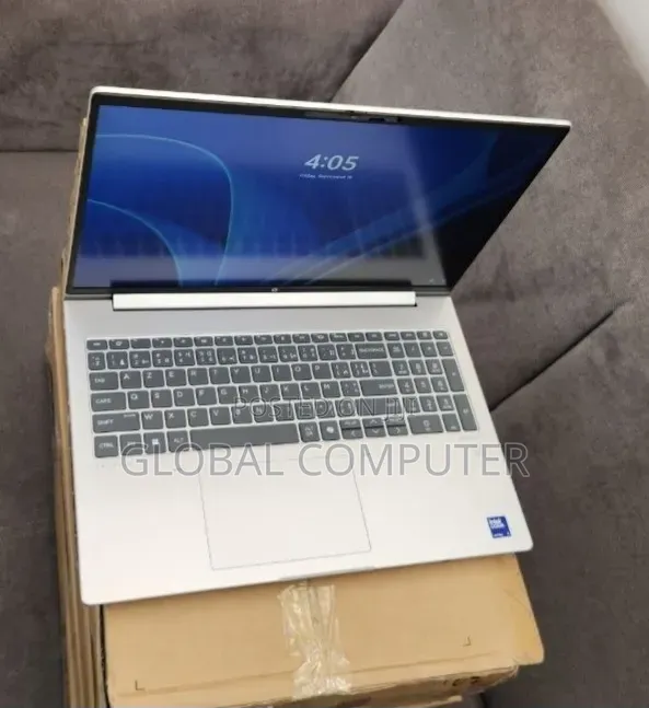 New Laptop HP ProBook 460 G11 16GB Intel Core i7 SSD 512GB