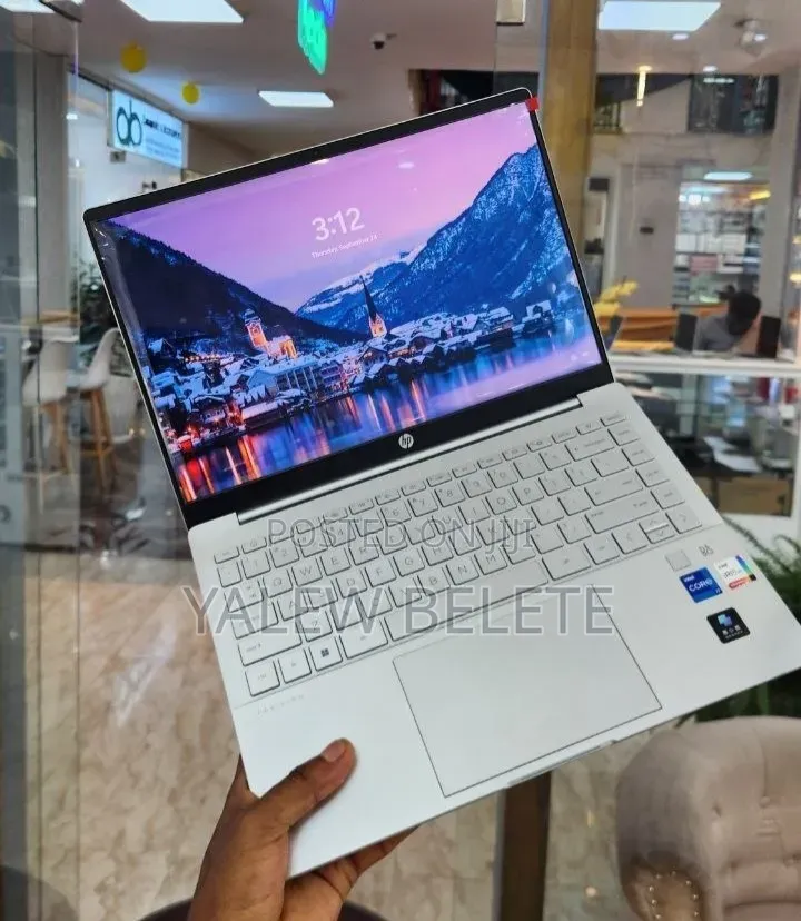 New Laptop HP Pavilion 15 16GB Intel Core i7 SSD 512GB