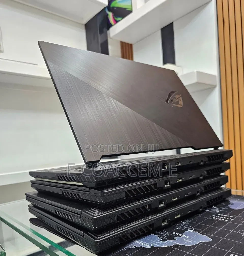 New Laptop Asus 16GB Intel Core i7 SSD 512GB