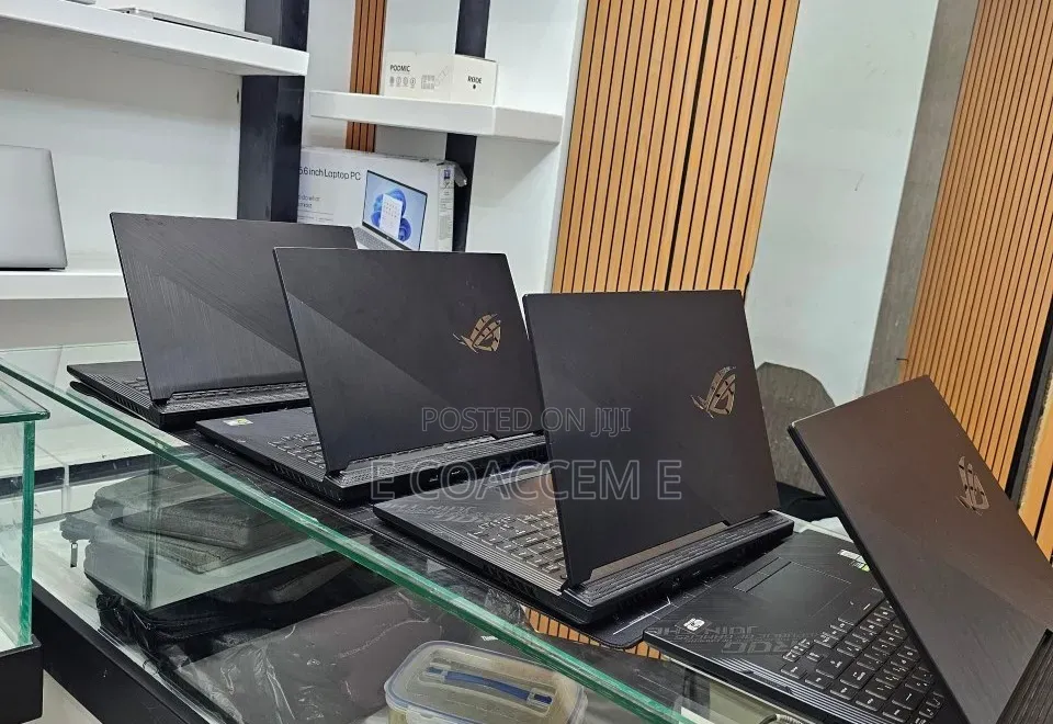 New Laptop Asus 16GB Intel Core i7 SSD 512GB