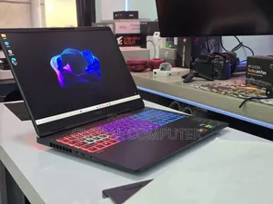 New Acer Predator Helios 18 PH18-71 32GB Intel Core Ultra 9 SSD 1T