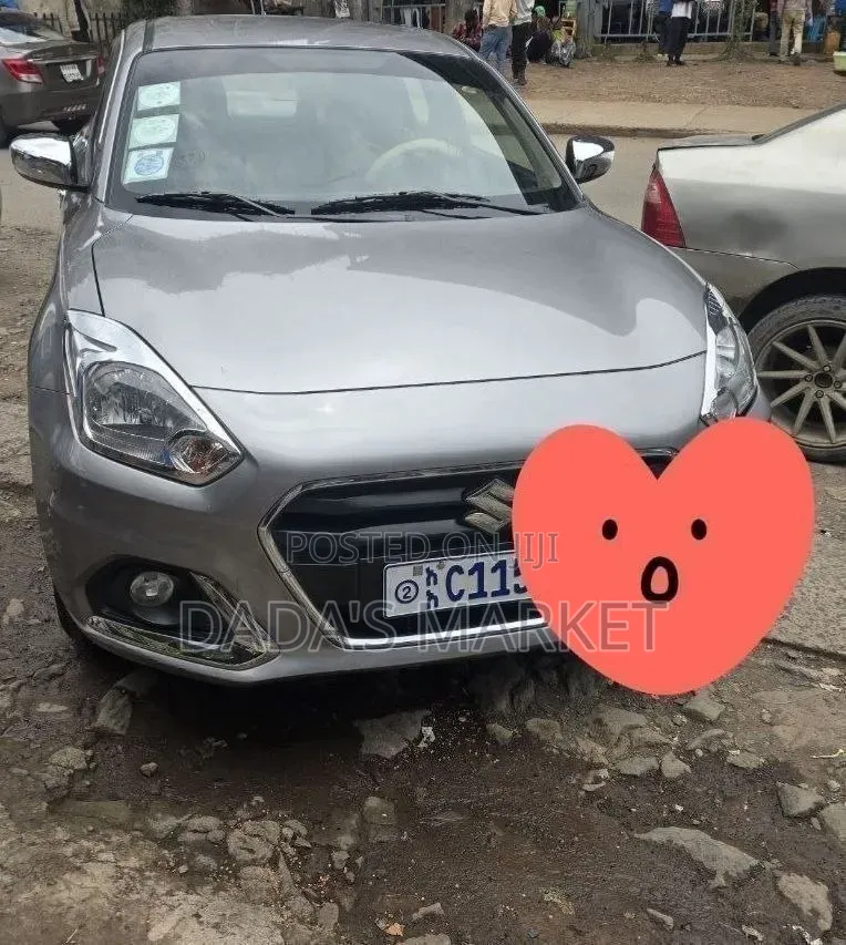 Suzuki Dzire 2022 Silver