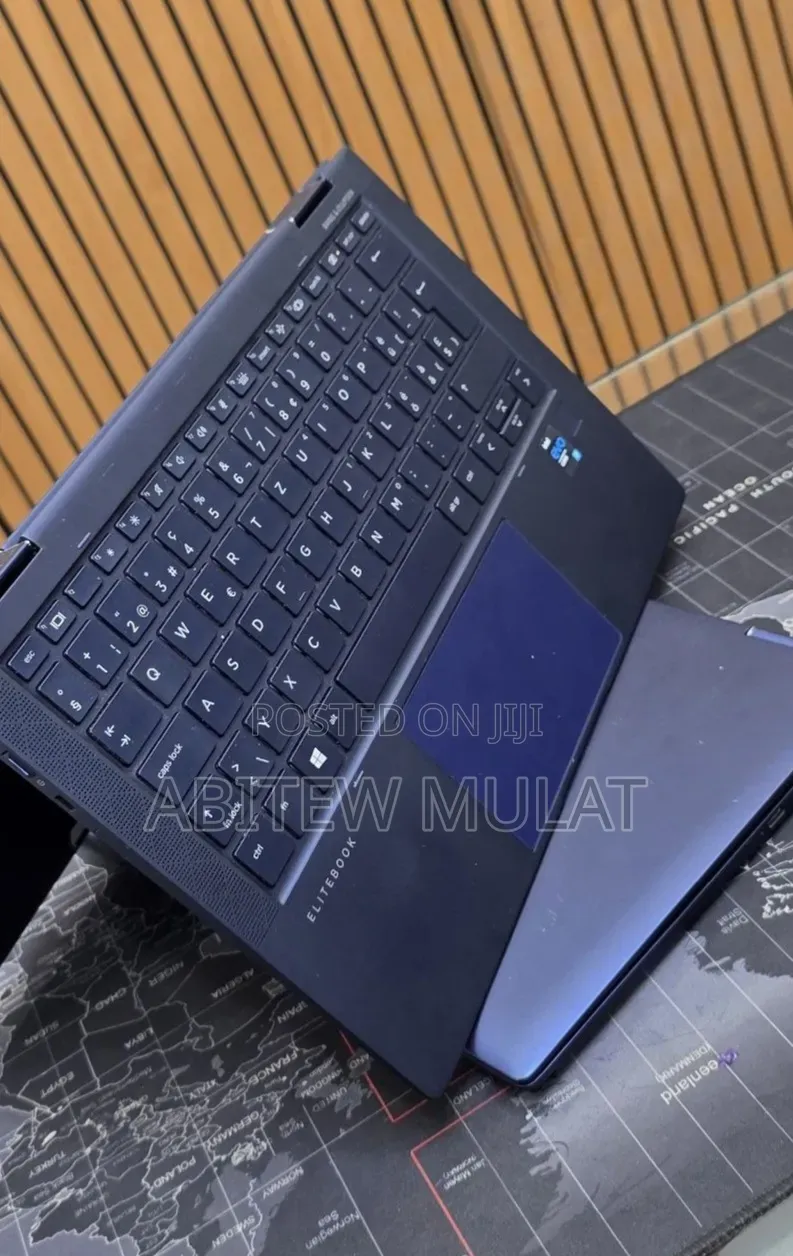 New Laptop HP Elite Dragonfly G2 16GB Intel Core i7 SSD 512GB