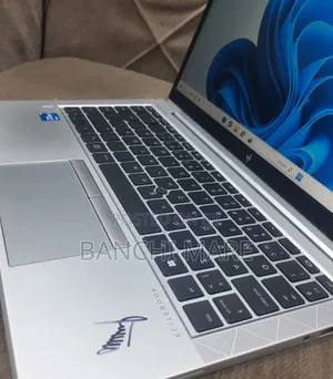 New Laptop HP EliteBook 840 G8 16GB Intel Core i5 SSD 512GB