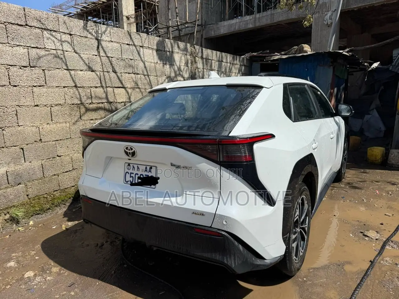 Toyota bZ4X 71.4 kWh FWD 2022 White