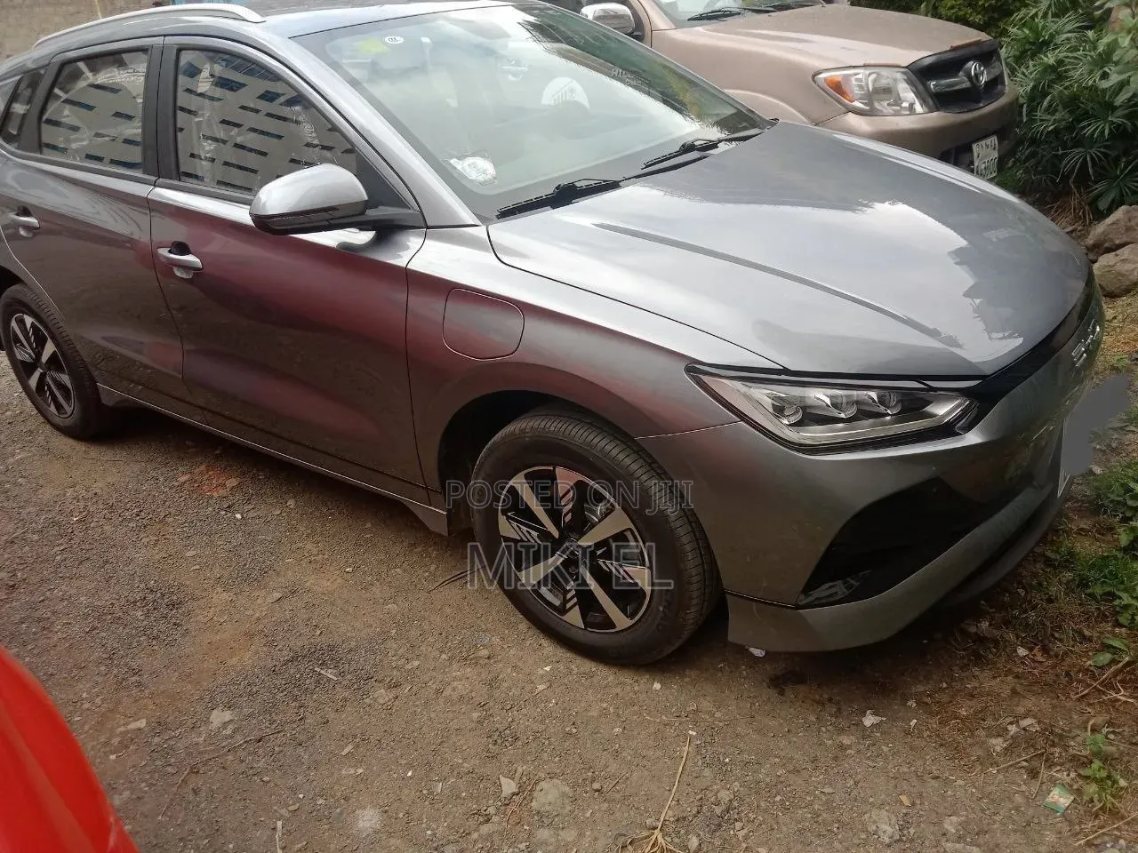 BYD E2 43 kWh 94 hp FWD 2025 Gray
