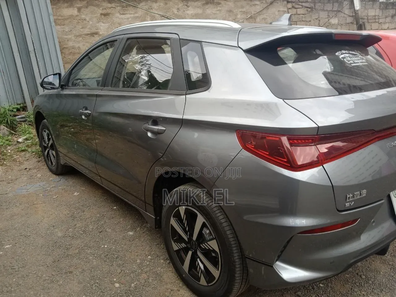 BYD E2 43 kWh 94 hp FWD 2025 Gray