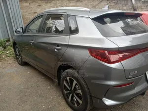 BYD E2 43 kWh 94 hp FWD 2025 Gray