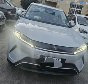 BYD Yuan Up 2025 Blue