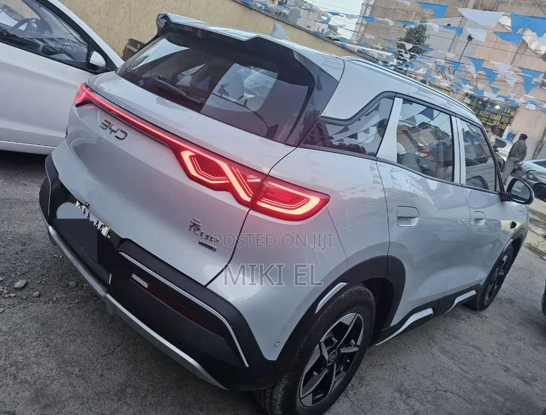BYD Yuan Up 2025 Blue