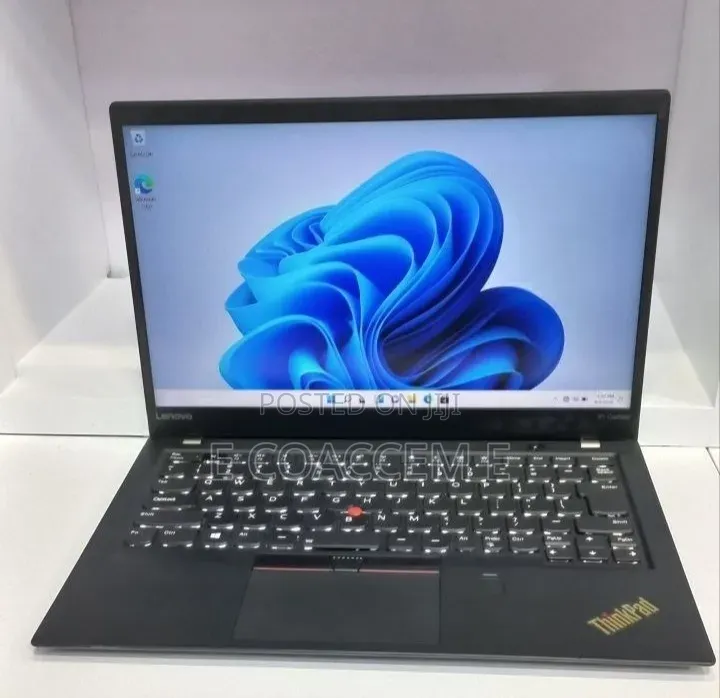 New Laptop Lenovo 8GB Intel Core i5 SSD 256GB