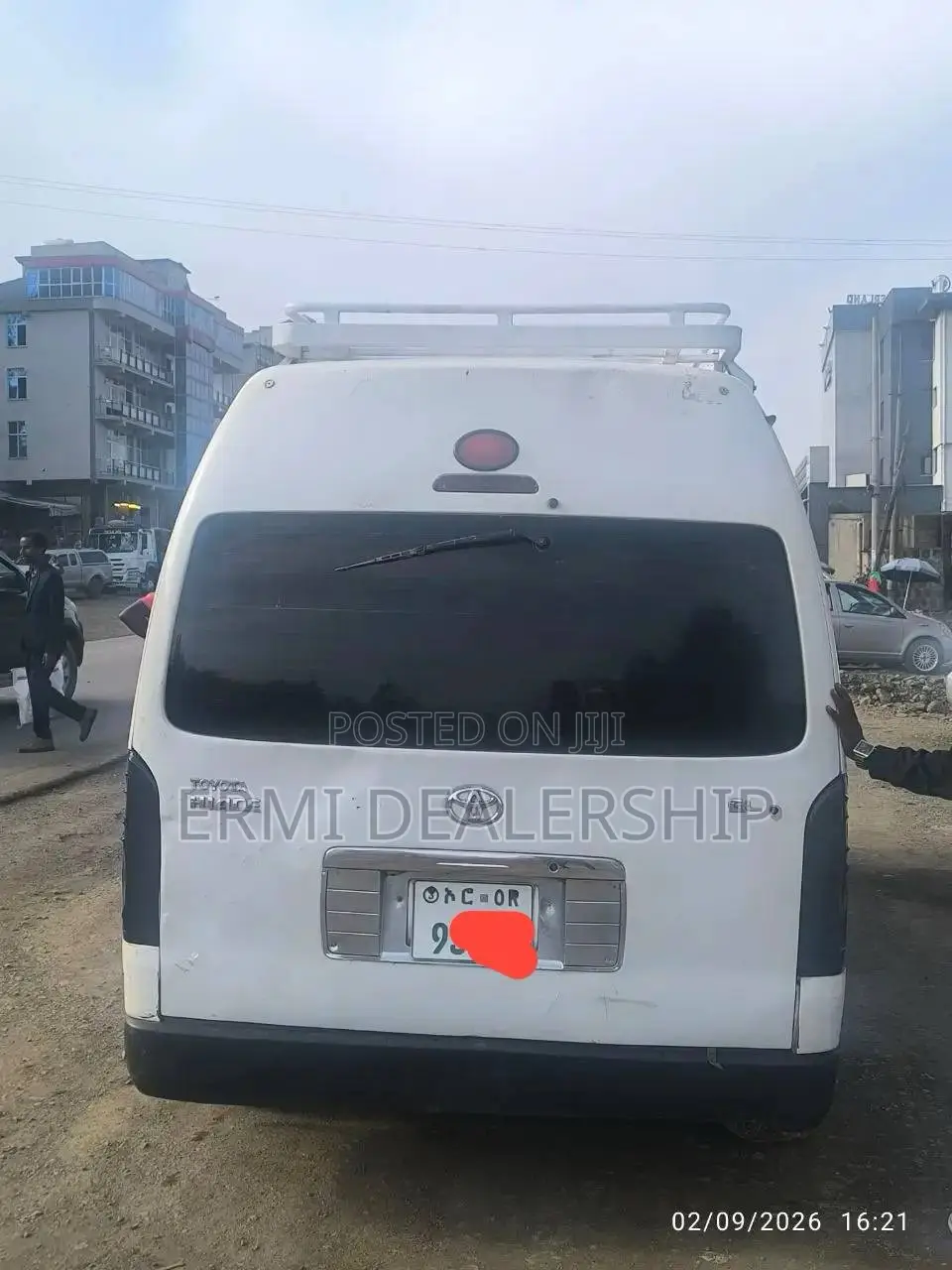 Toyota HiAce 2010 White