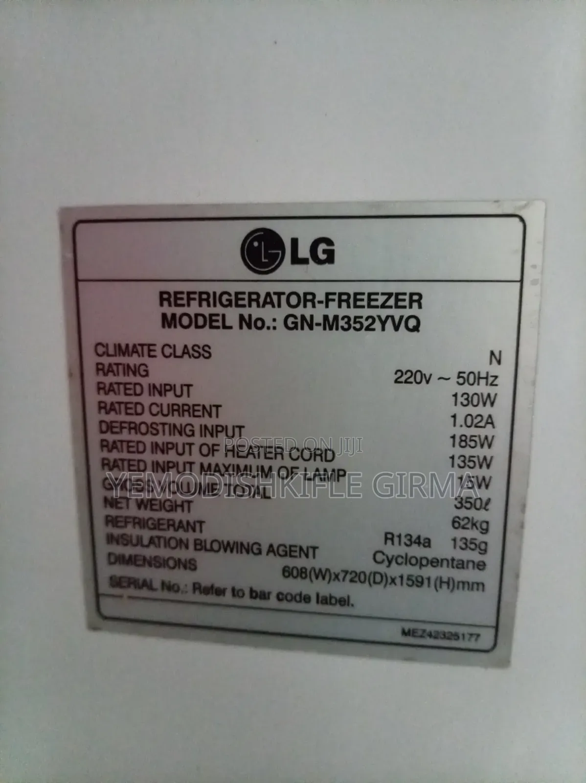 Fridge in Good Condition