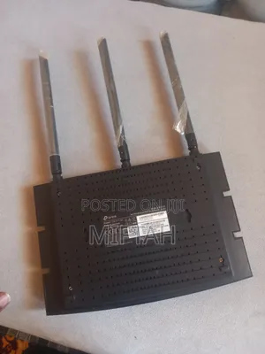 TP-Link Archer C7 AC1750 Dual-Band Wi-Fi Router.