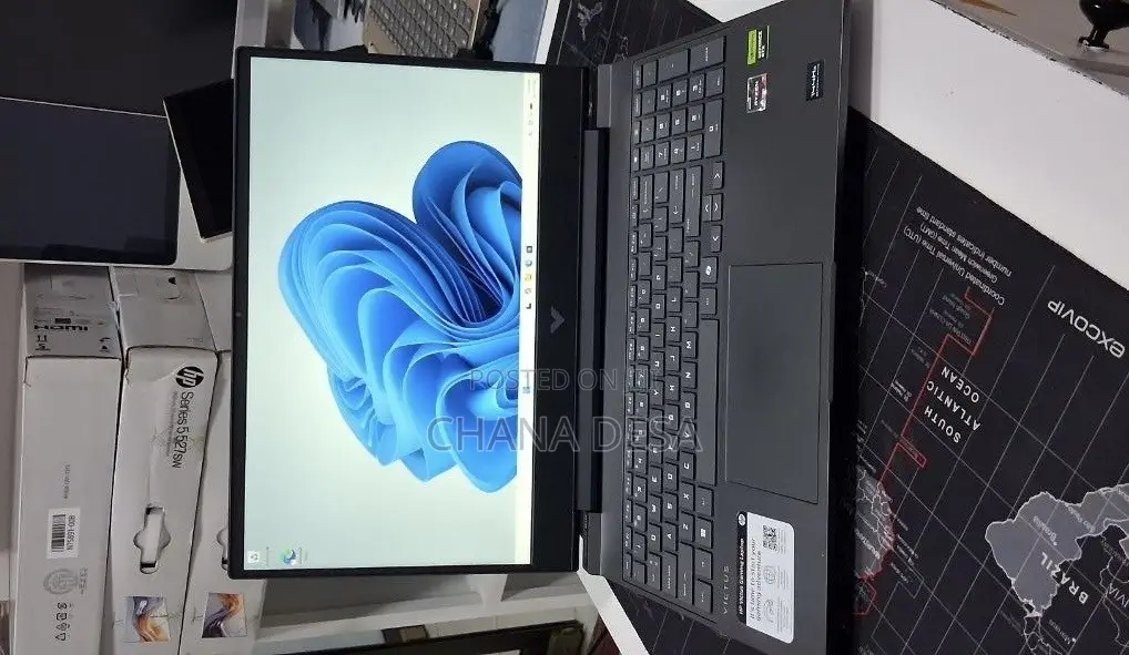 New Laptop HP Victus 15 16GB AMD Ryzen 7 SSD 512GB
