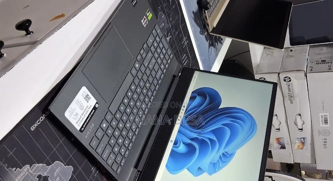 New Laptop HP Victus 15 16GB AMD Ryzen 7 SSD 512GB