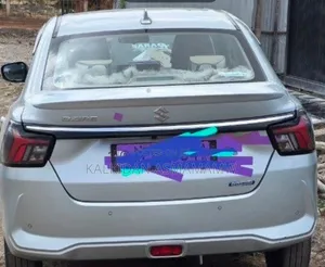 Suzuki Dzire 2025 Silver