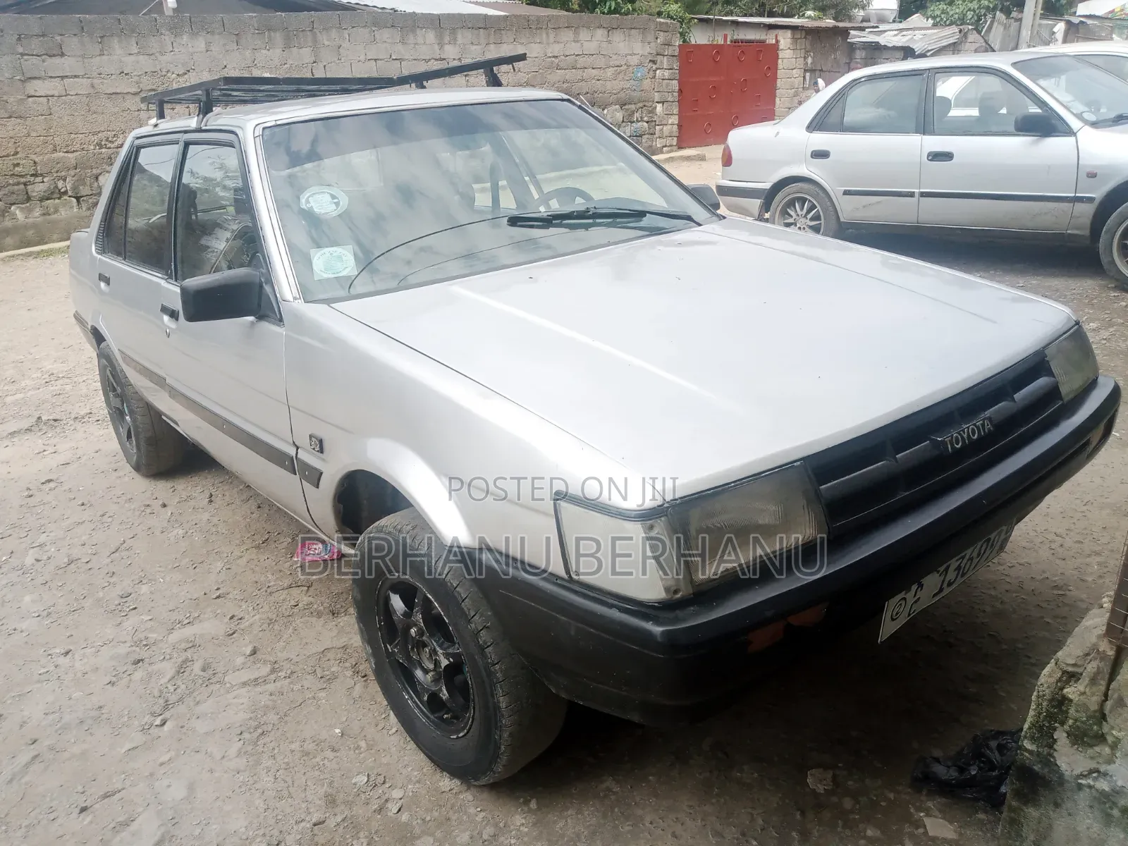 Toyota Corolla 1985 Silver