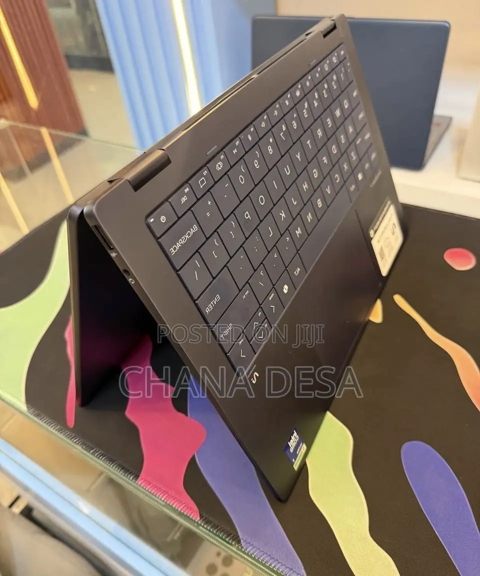 New Laptop HP OmniBook X Flip 14" 16GB Intel Core Ultra 7 SSD 1T