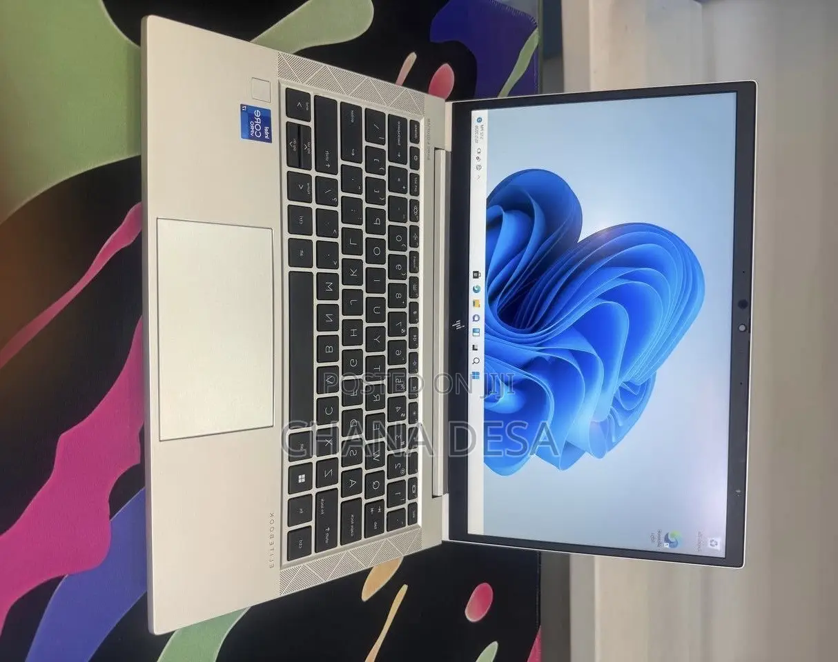 New Laptop HP EliteBook 840 G8 16GB Intel Core i7 SSD 512GB