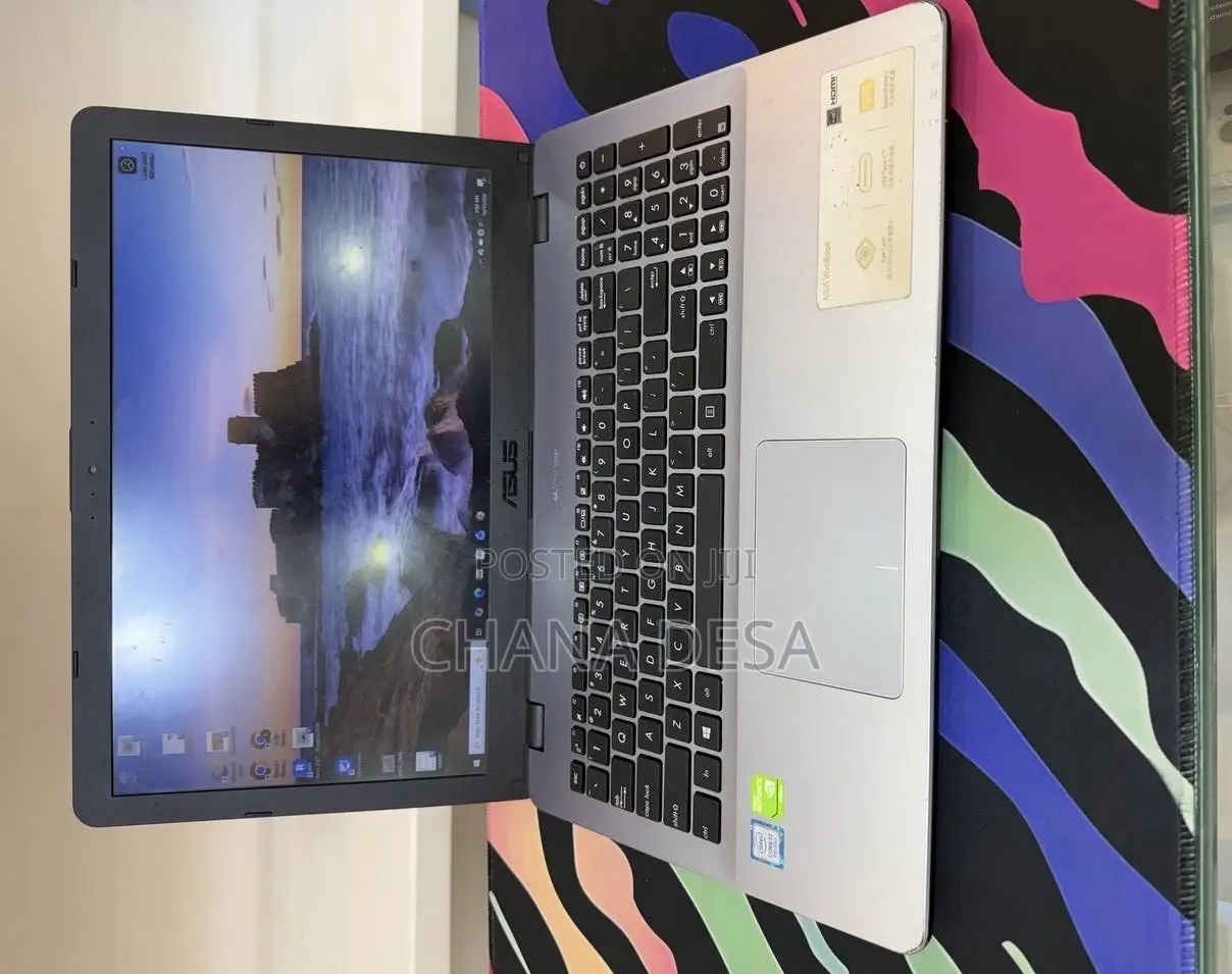 New Laptop Asus 8GB Intel Core i7 HDD+SSD 1T