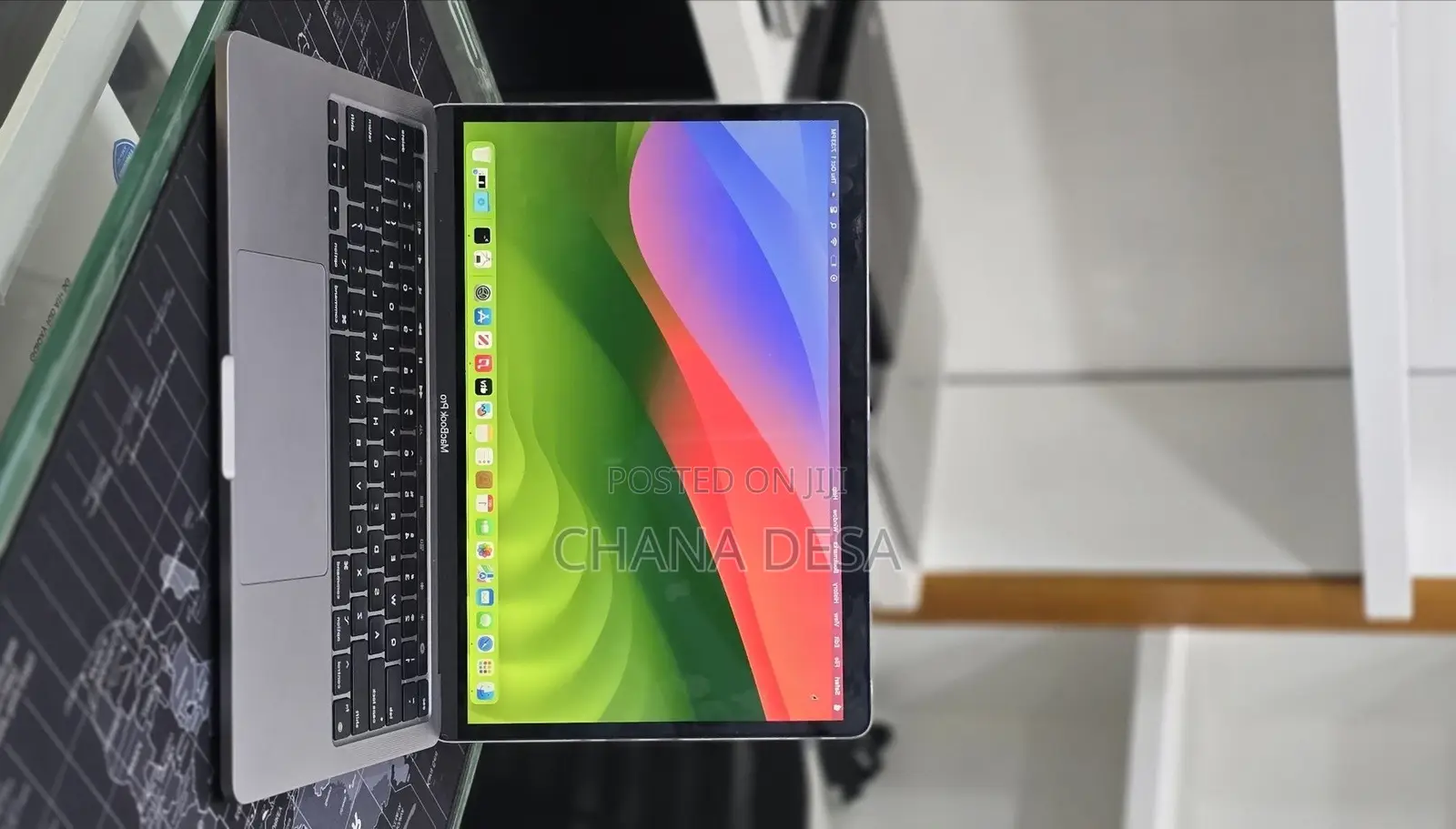 New Laptop Apple MacBook Pro 2021 M1 8GB Apple M1 Pro SSD 512GB