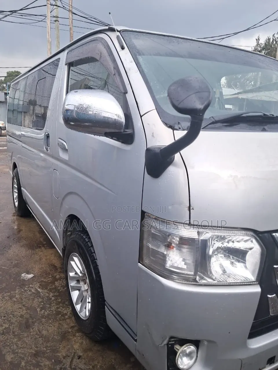 Toyota HiAce 2017 Silver