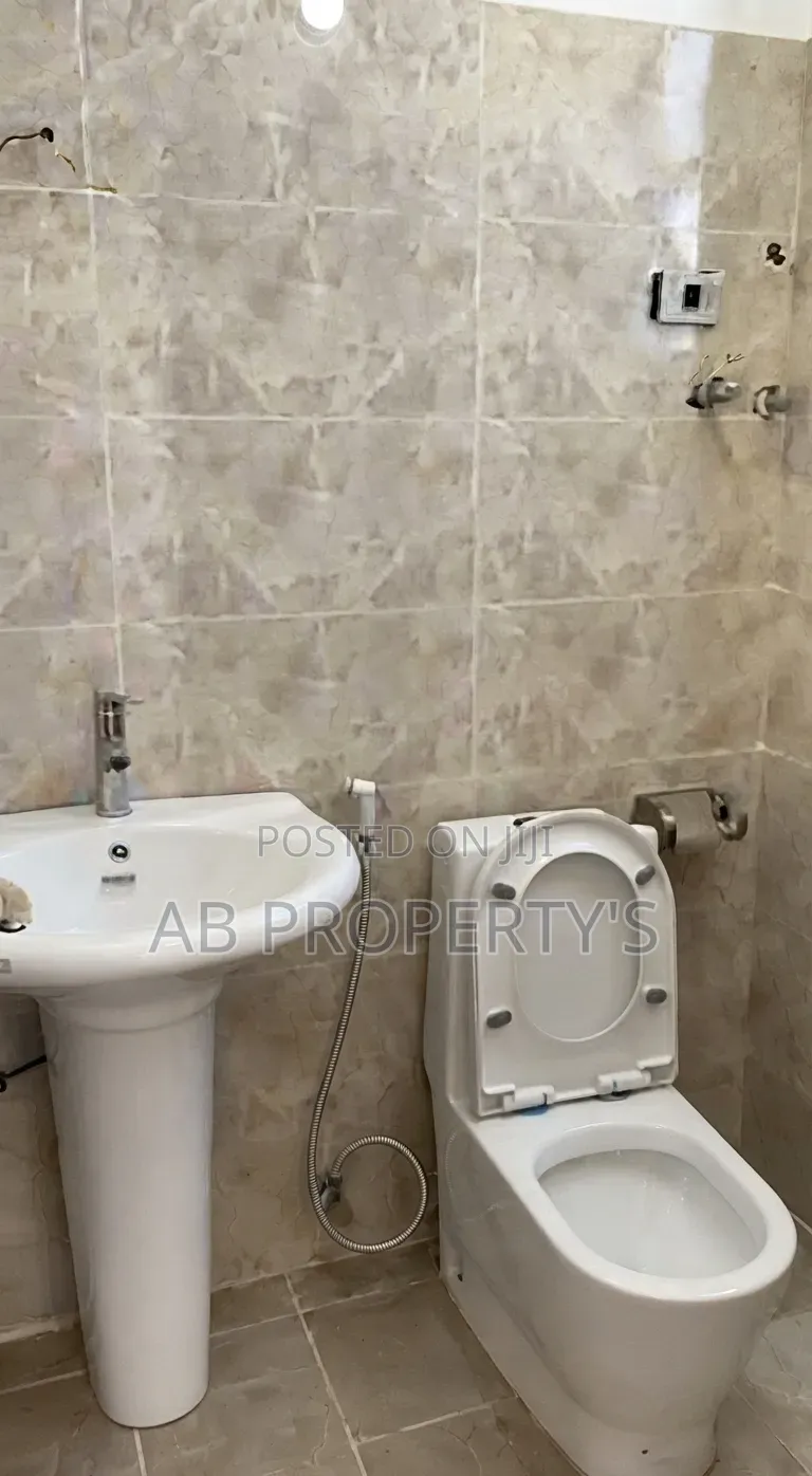 Furnished 2bdrm Apartment in ሰሚት 72, Bole for sale
