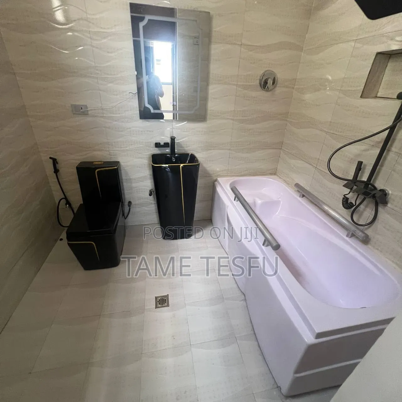 Furnished 4bdrm Villa in Hayat, Bole for sale