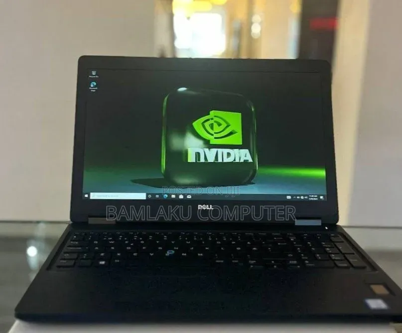 New Laptop Dell Latitude 5580 16GB Intel Core i5 SSD 512GB