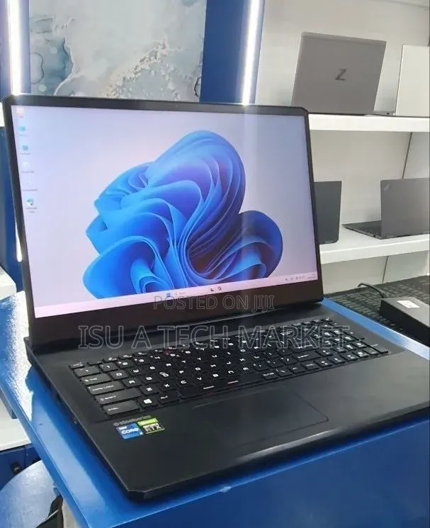 New Laptop MSI GF63 16GB Intel Core i7 SSD 512GB