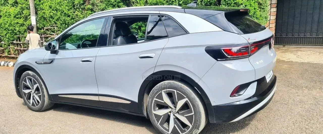 Volkswagen ID.4 2022 Gray