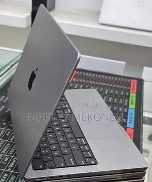 New Laptop Apple MacBook Pro 2021 M1 16GB Apple M1 SSD 512GB