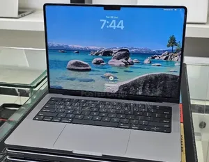 New Laptop Apple MacBook Pro 2021 M1 16GB Apple M1 SSD 512GB