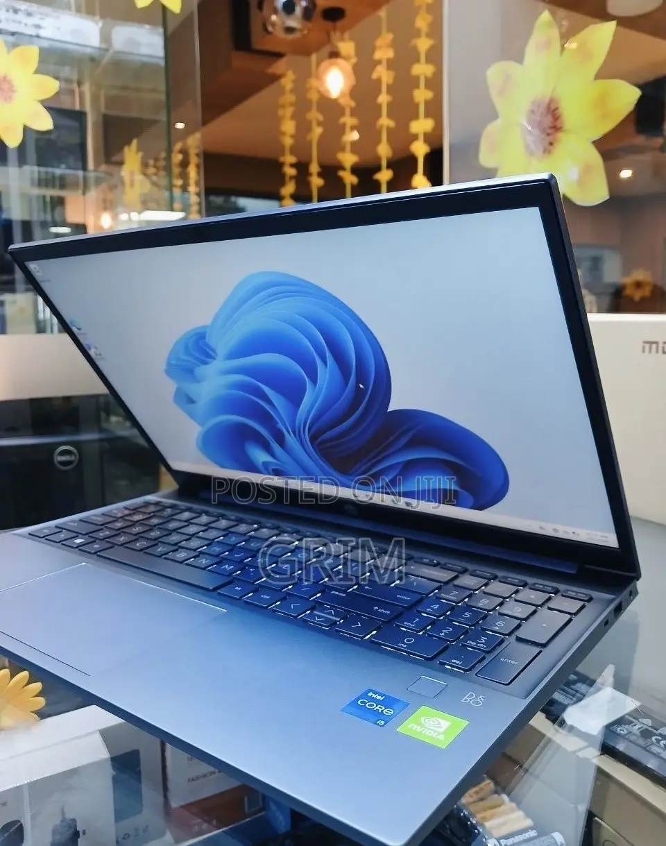 New Laptop HP Pavilion 14 16GB Intel Core i5 SSD 512GB