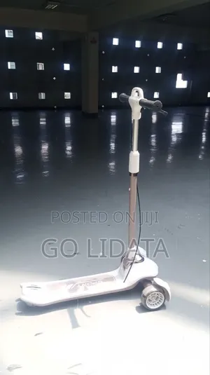 ዘመናዊ ስኩተር — Modern Scooter