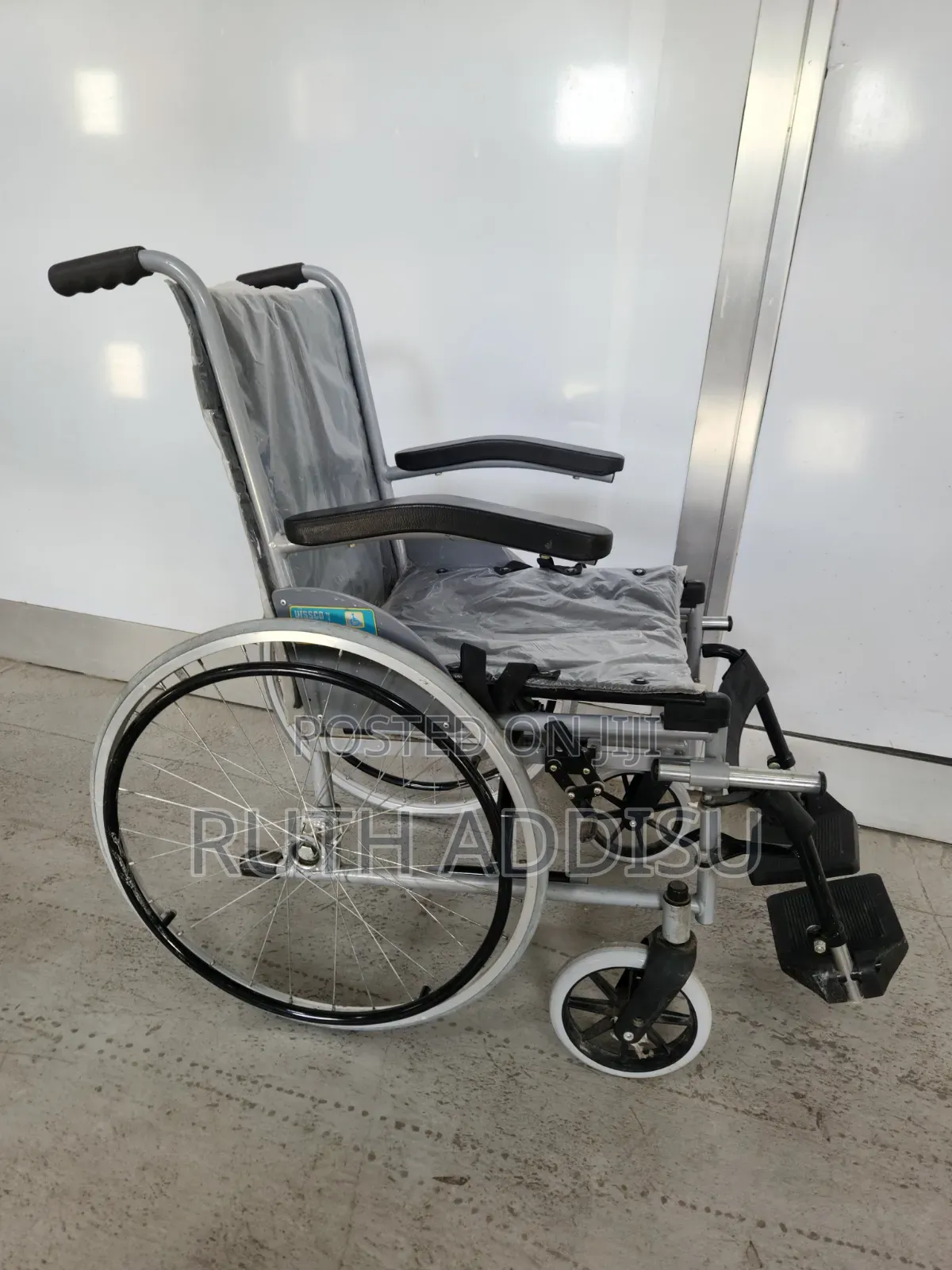 Reclining Wheelchair痲你sleeping wheelchair老闆Reclining Comfort Wheelchai